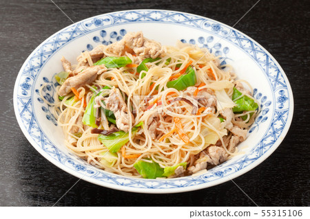 Grilled rice noodle Grilled rice noodle 55315106