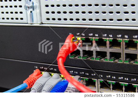 The network cables to connect Lan port 55315586
