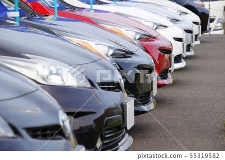 Prius lined with car image dealers 55319582