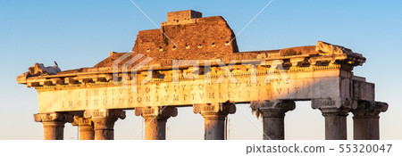 Detailed view of temple ruins in Roman Forum, Rome, Italy Detailed view of temple ruins in Roman Forum, Rome, Italy 55320047