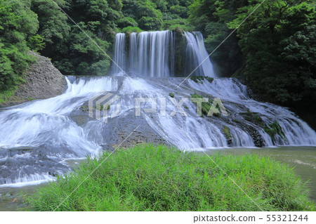 Summer waters of Ryumon Falls 55321244