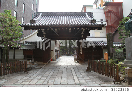 Honnouji Omen Gate Kyoto 55323556