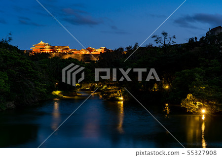Okinawa Shuri Castle night view Ryuho Pond Koshi Light up 55327908