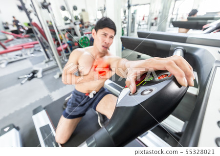 Asian man Heart attack after running workout 55328021