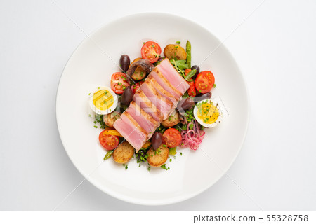 salad, tuna, olives 55328758