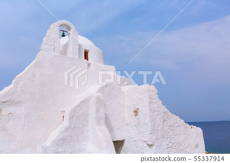 White Paraportiani Church, island Mykonos, Greece White Paraportiani Church, island Mykonos, Greece 55337914