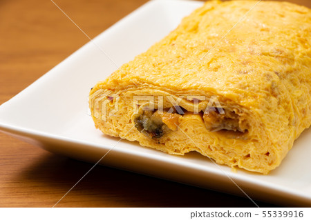 Umagaki (Umaki). Grilled eel with eel grilled egg. 55339916