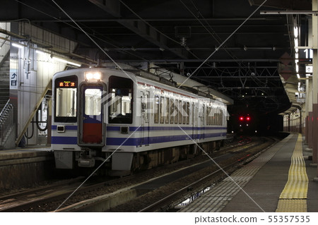 Hokuetsu Express HK 100 55357535