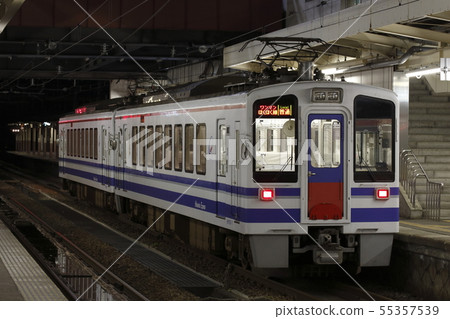 Hokuetsu Express HK 100 Hokuetsu Express HK 100 55357539