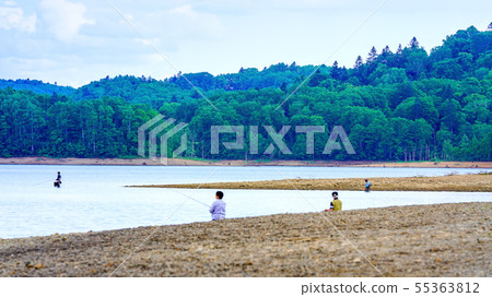 Shonai湖Horokanai鎮在初夏16:9 Shonai湖Horokanai鎮在初夏16:9 55363812