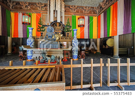Kitakakura Kenchoji Temple Buddha statues in the hall Kitakakura Kenchoji Temple Buddha statues in the hall 55375483