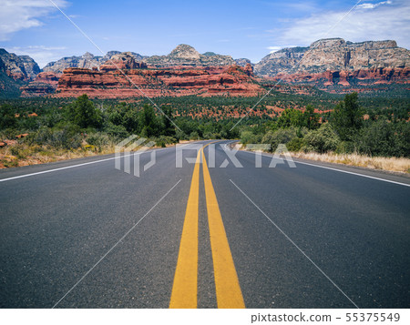 Driving in Sedona, Arizona towards Mescal Mountain Driving in Sedona, Arizona towards Mescal Mountain 55375549