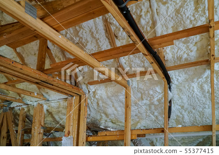 Installing thermal foam polyurea insulation under 55377415