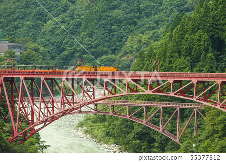 Kurobe gorge railway trolley train Unazuki Onsen Toyama tourist spot 55377812