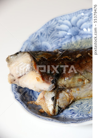 Grilled mackerel with salt (home cooking) 55379476