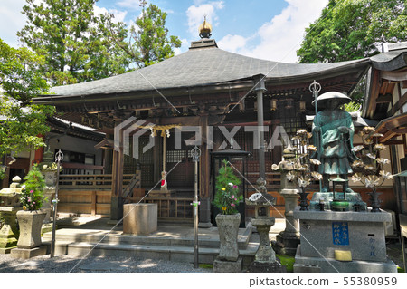 [Inukaiyama Inourinji Main Hall] Inukai Town, Gojo City, Nara Prefecture 55380959