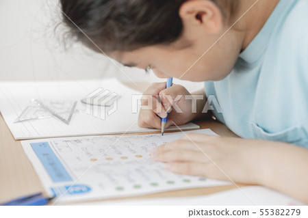 小學生學習身體部位零件削減不露面 小學生學習身體部位零件削減不露面 55382279