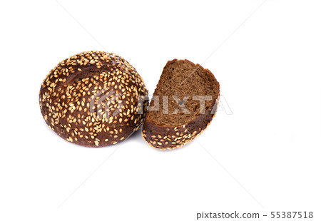 Malted bread with sesame isolated on white 55387518