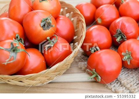 tomatoes on table tomatoes on table 55395332