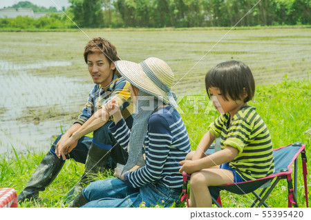 Rice planting Farming I-turn family 55395420