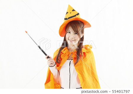 一個女人在萬聖節 55401797