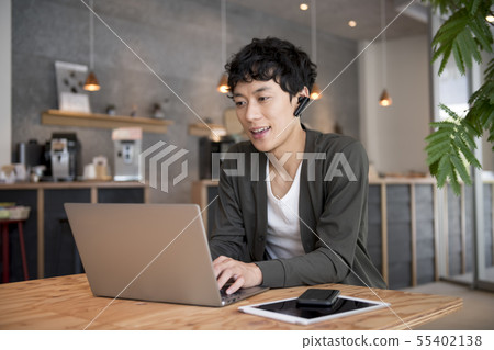 Video chat image 55402138