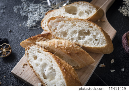 Cut French bread 55411429