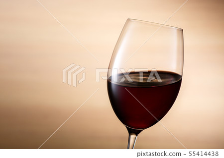 Glass of wine, red Glass of wine, red 55414438