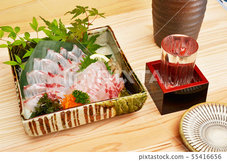 Red sea bream with toast 55416656