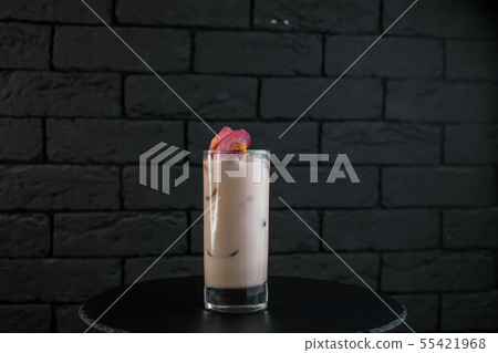 Original sweet white milkshake with strawberry Original sweet white milkshake with strawberry 55421968