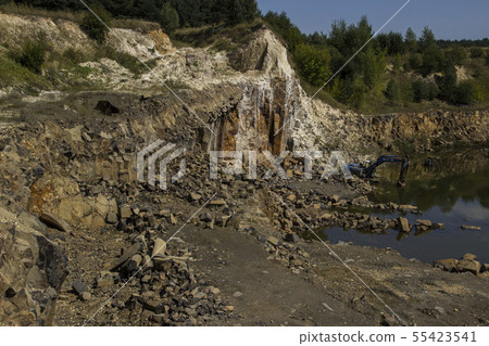 Basalt for building. Basalt career. Basalt pillars 55423541