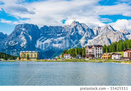 意大利世界遺產Dolomiti湖Misurina 55425551