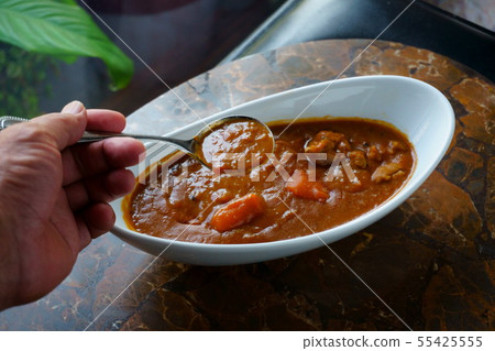Delicious chicken curry for lunch 3 55425555