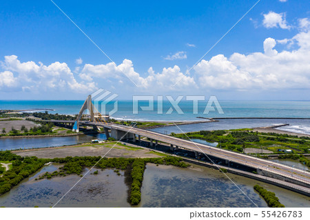 臺灣屏東大鵬灣跨海大橋Asia Taiwan Pingtung Bridge 臺灣屏東大鵬灣跨海大橋Asia Taiwan Pingtung Bridge 55426783