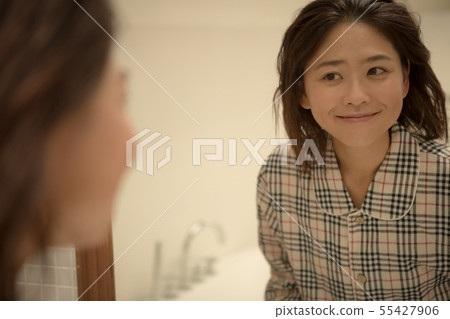 female, lady, woman 55427906