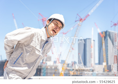 Field worker backache 55429625