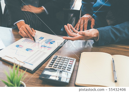 Business concept. Business people discussing the 55432406