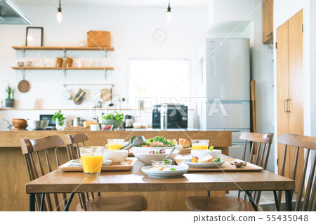 Morning meal 55435048