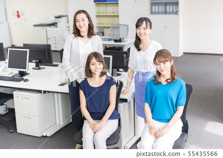 Business woman, office Business woman, office 55435566