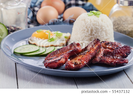 Pork tocino with rice and fried egg 55437132