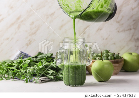 Healthy nutrition and detox from green raw food Healthy nutrition and detox from green raw food 55437638