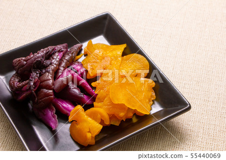 Assorted pickles. Shiba pickles and pot pickles. 55440069