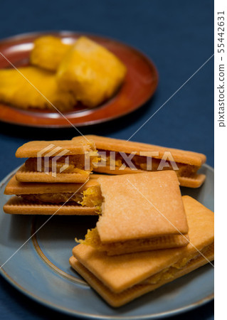 Mooncake, 禮盒, Mid-Autumn Festival, Chinese phoenix, Chinese phoenix, Moon Festival, Moon cake, egg cake Mooncake, 禮盒, Mid-Autumn Festival, Chinese phoenix, Chinese phoenix, Moon Festival, Moon cake, egg cake 55442631