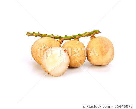 Longkong (Lansium parasiticum),tropical fruit on w 55446072