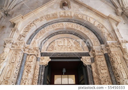 Interior of St. Lovro Cathedral in the city of Trologir, a World Heritage Site (3) 55450333