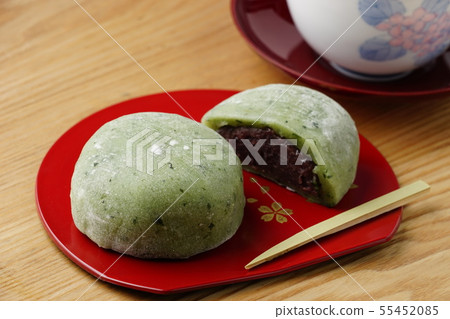 Mugwort rice cake Mugwort rice cake 55452085