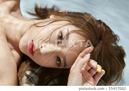 水，波浪，美麗，年輕的女人 55457082