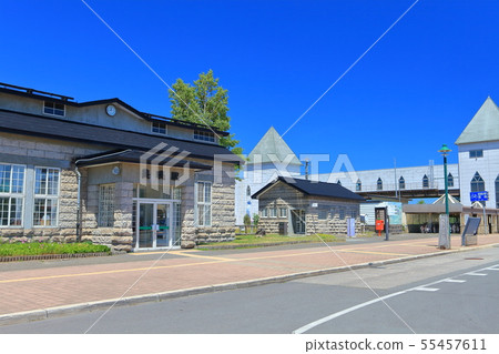 [Hokkaido] Biei station building under fine weather 55457611