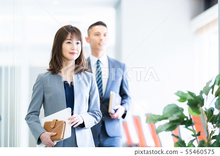 企業形象男性僱員女性僱員 企業形象男性僱員女性僱員 55460575