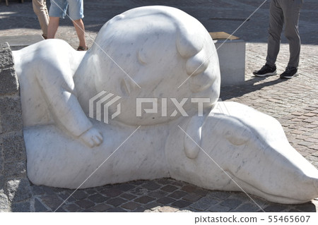 安特衛普Nero和Patrash 安特衛普Nero和Patrash 55465607